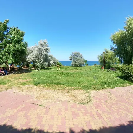 Apartament Tedy2,faleza Nord Apartament 3 Cu La Mare דירה קונסטנצה